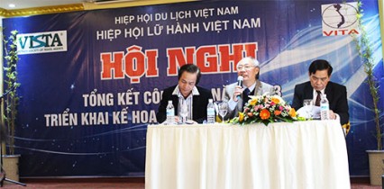 Hội nghị Tổng kết công tác năm 2013, triển khai kế hoạch công tác năm 2014 của Hiệp hội Lữ hành Việt Nam (Ngày 14/1/2014 tại khách sạn Gopatel, Tp. Đà Nẵng)